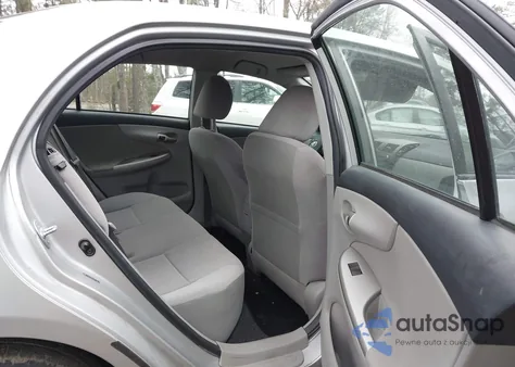 2011 Toyota Corolla Le z USA, uszkodzony, nr VIN JTDBU4EE9B9136179